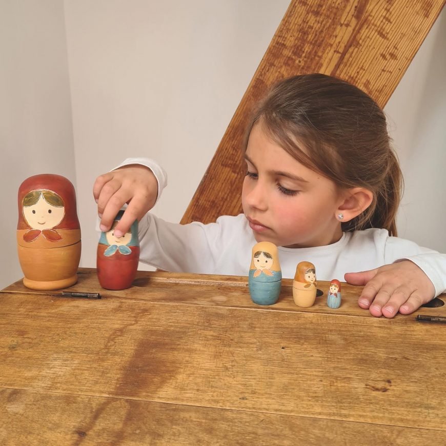 Wooden Matrioshka to Paint Lola's Rooms